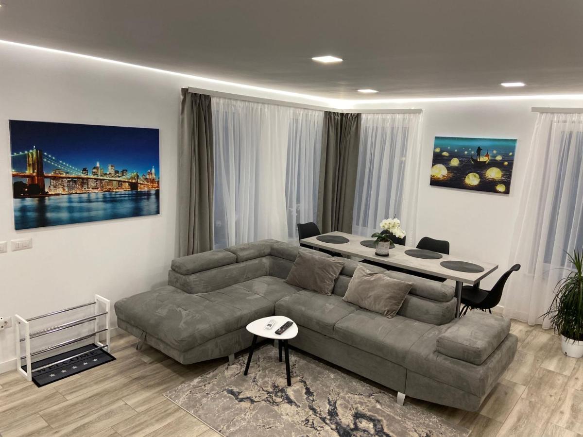 Lora Studio Daire Suceava Dış mekan fotoğraf
